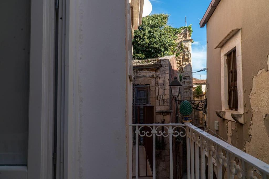 Casa Charm Rosaapartmentsortigia Syracuse Екстер'єр фото