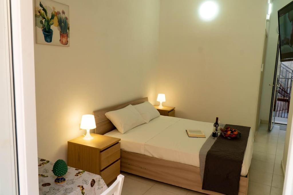Casa Charm Rosaapartmentsortigia Syracuse Екстер'єр фото