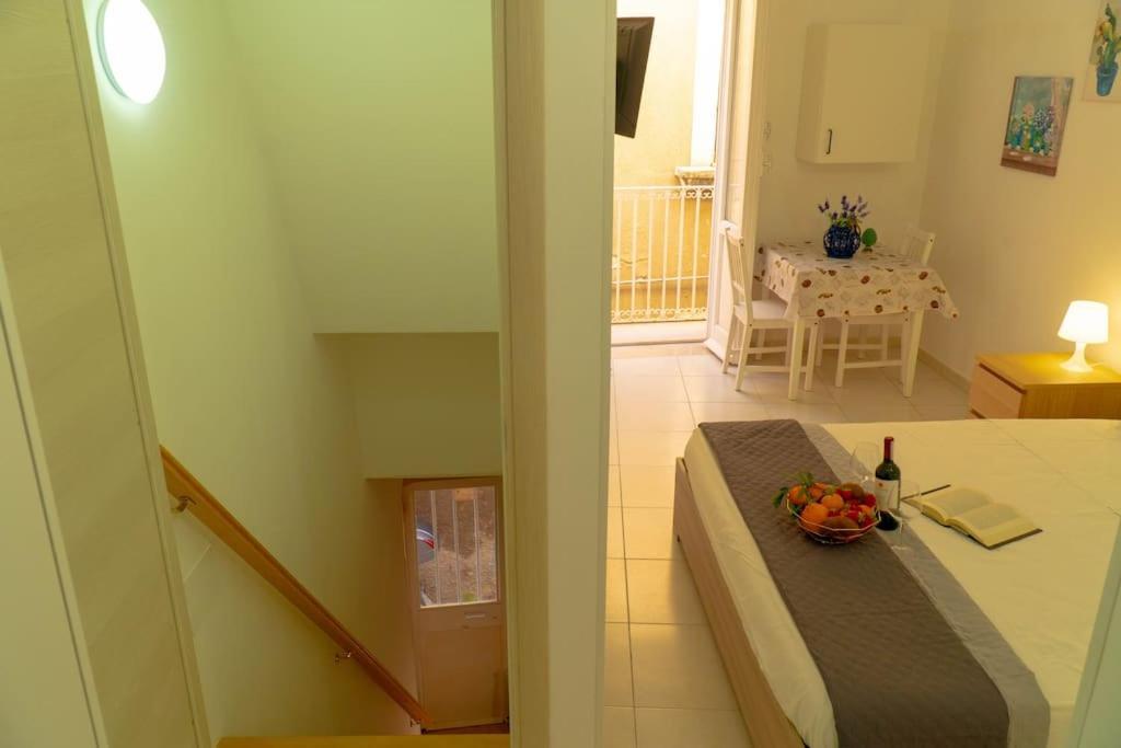 Casa Charm Rosaapartmentsortigia Syracuse Екстер'єр фото